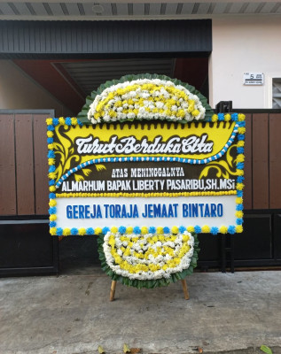 Papan Bunga Duka di Lama